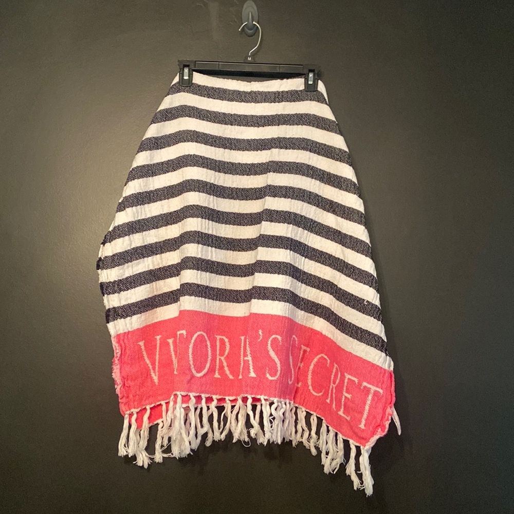Victoria secret blanket